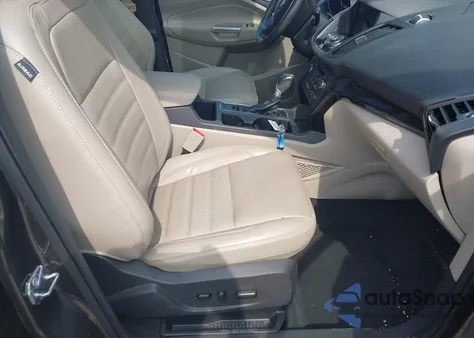 2017 Ford Escape Titanium из США, поврежденный, VIN 1FMCU0J94HUD49337